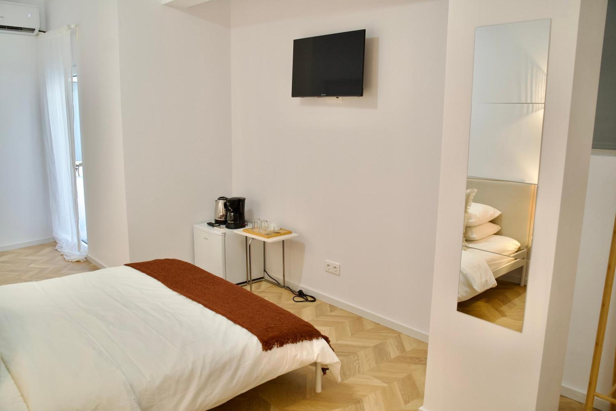 Tzatziki Apartment
